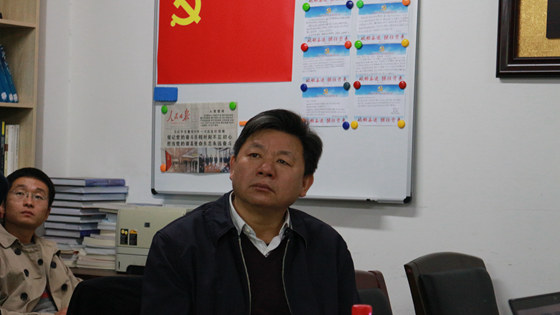 杨仁树校长到今日看料
调研交流